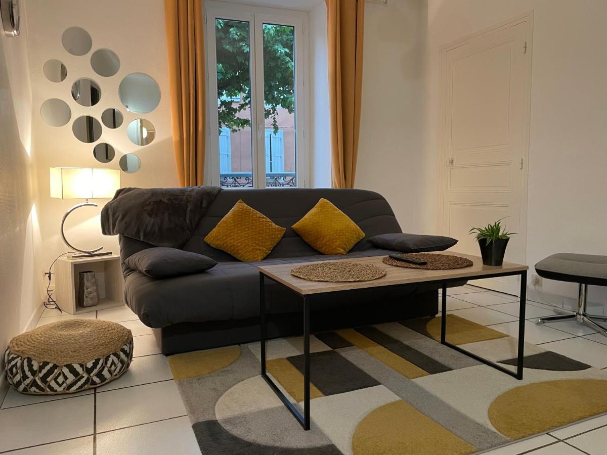 T2 Plein Centre Au 1Er Etage Avec Parking Prive Apartment Millau Exterior foto