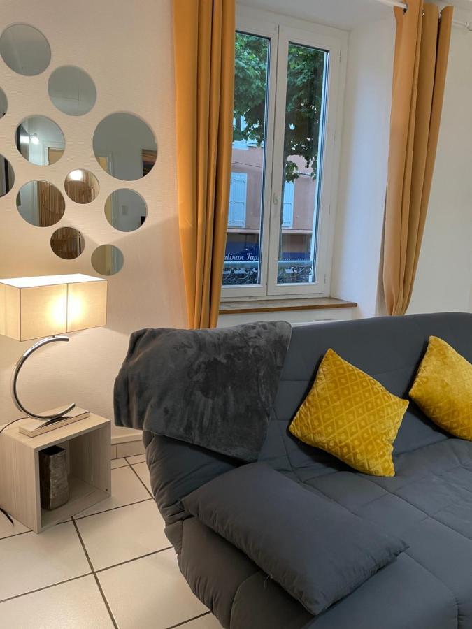 T2 Plein Centre Au 1Er Etage Avec Parking Prive Apartment Millau Exterior foto